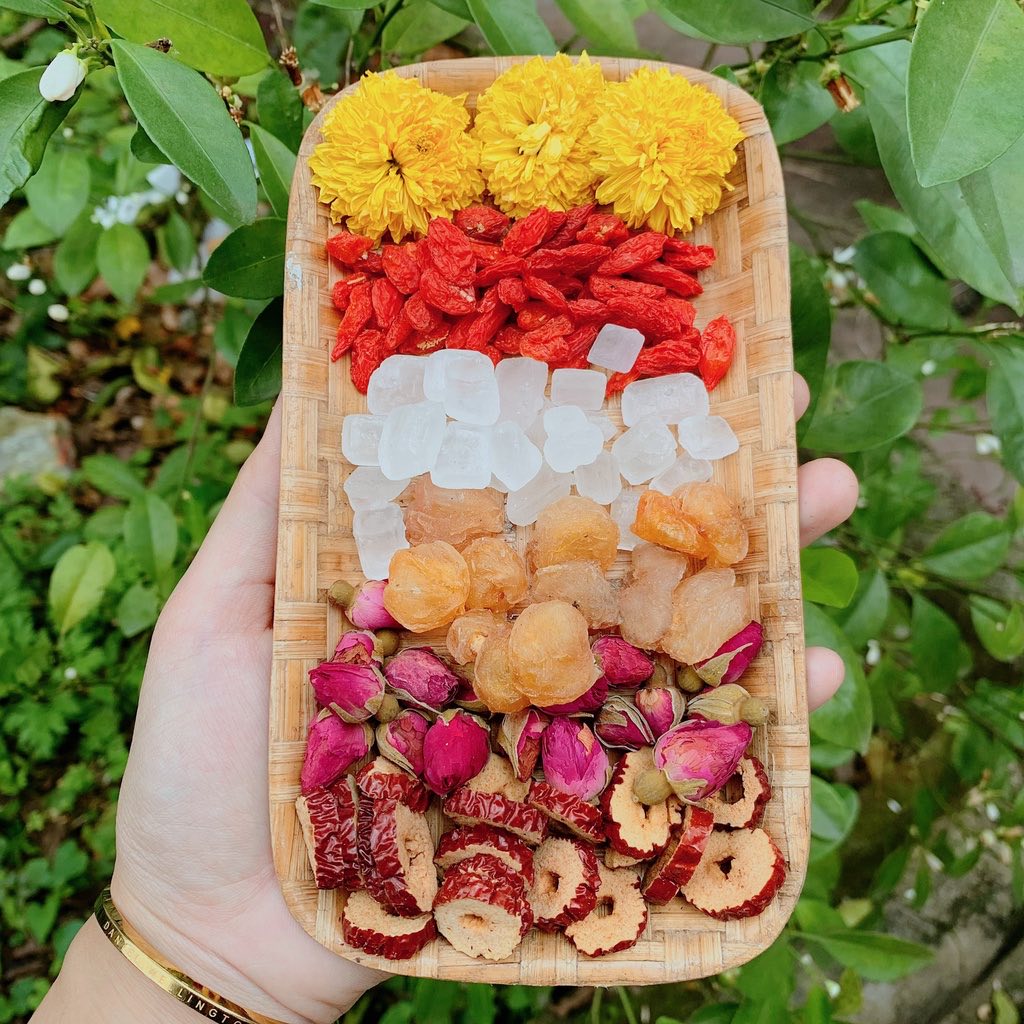 https://bachankhang.com.vn/wp-content/uploads/2026/09/mua-tra-hoa-cuc-ngu-vi-bach-an-khang-thuong-hang-12g-tac-d-1.jpg
